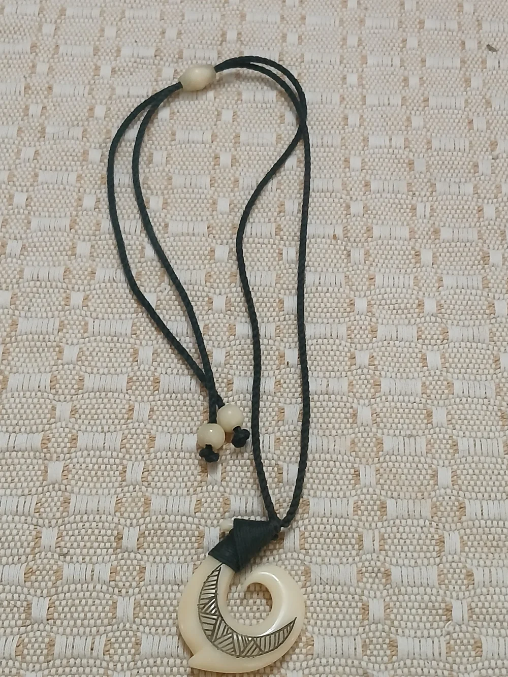 Polyenesian Hawaiin Style 24